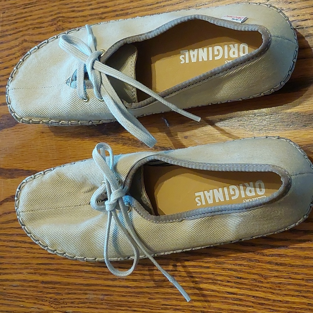Clarks originals
